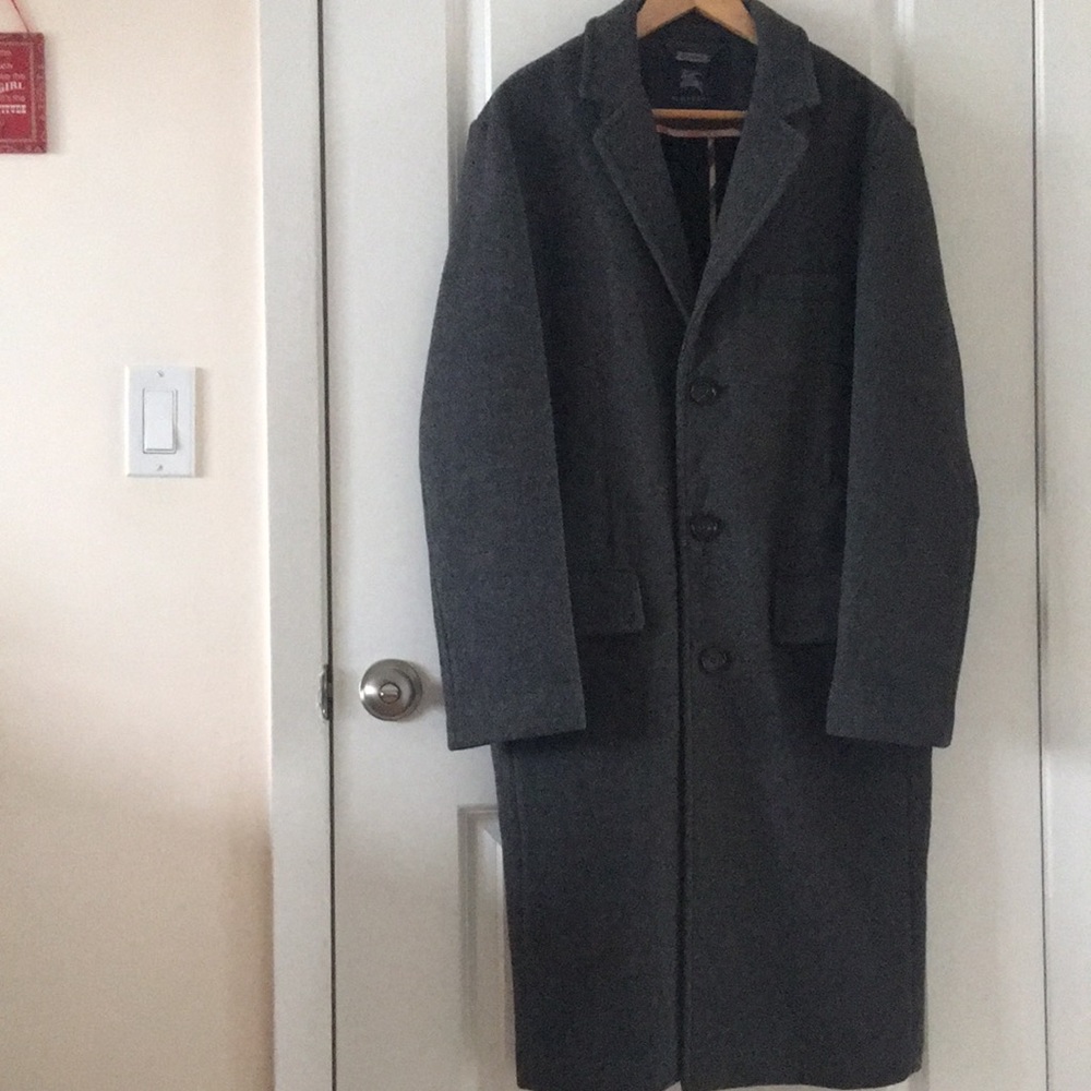 NEW ! Burberry coat for men! NEW! No tag attached.